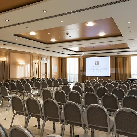 Center 4* Sevilla